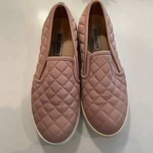 Steve Madden slip on sneakers
